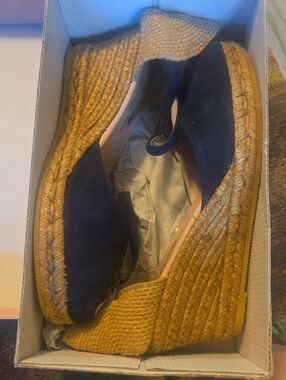 Ultramarine Women’s Shoes